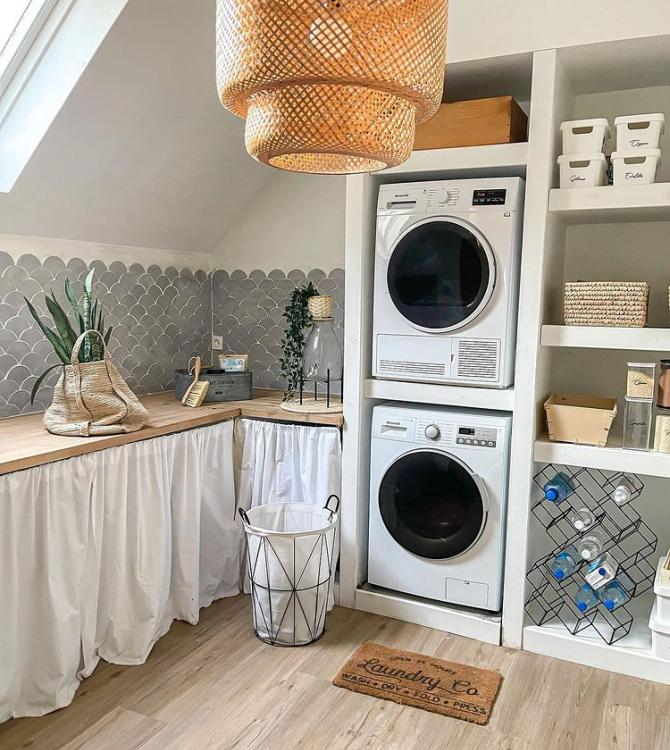 Authentic blond buanderie